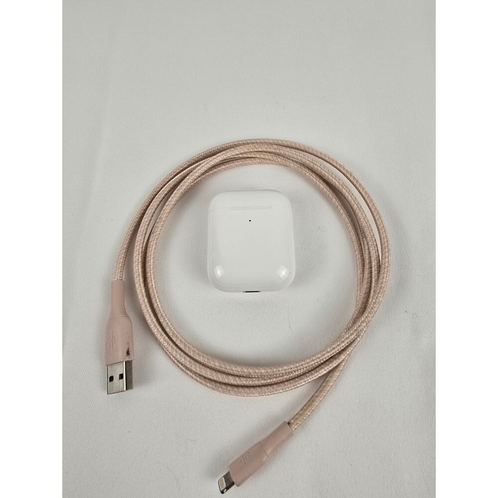 Apple AirPods 2nd Gen Wireless Charging Case White Bluetooth Earbuds - Picture 6 of 6